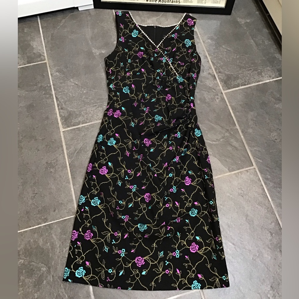 Vintage 90s Nicole Miller Floral Midi Embroidered Lace V-Neck Black Dress Size 8 - Picture 11 of 16